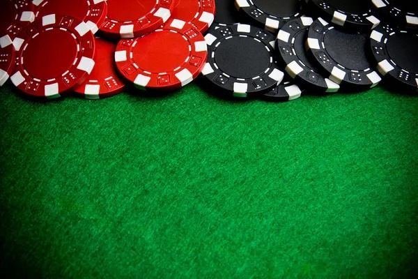 Jurassic Kingdom live blackjack table with HD multi-camera setup